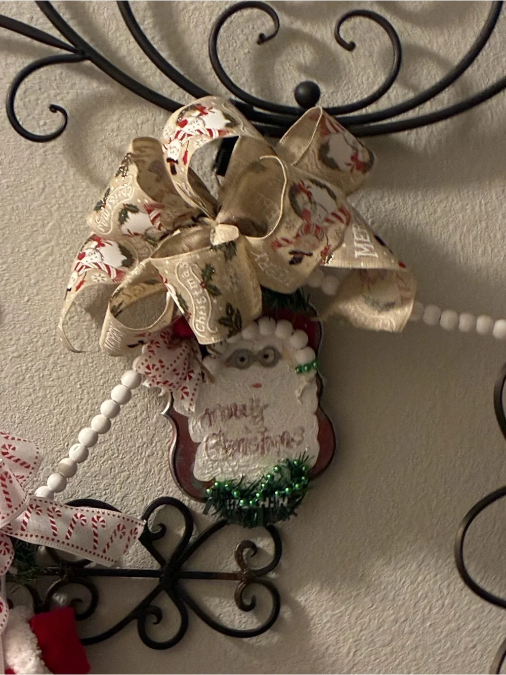 60” Christmas Santa Beaded Garland